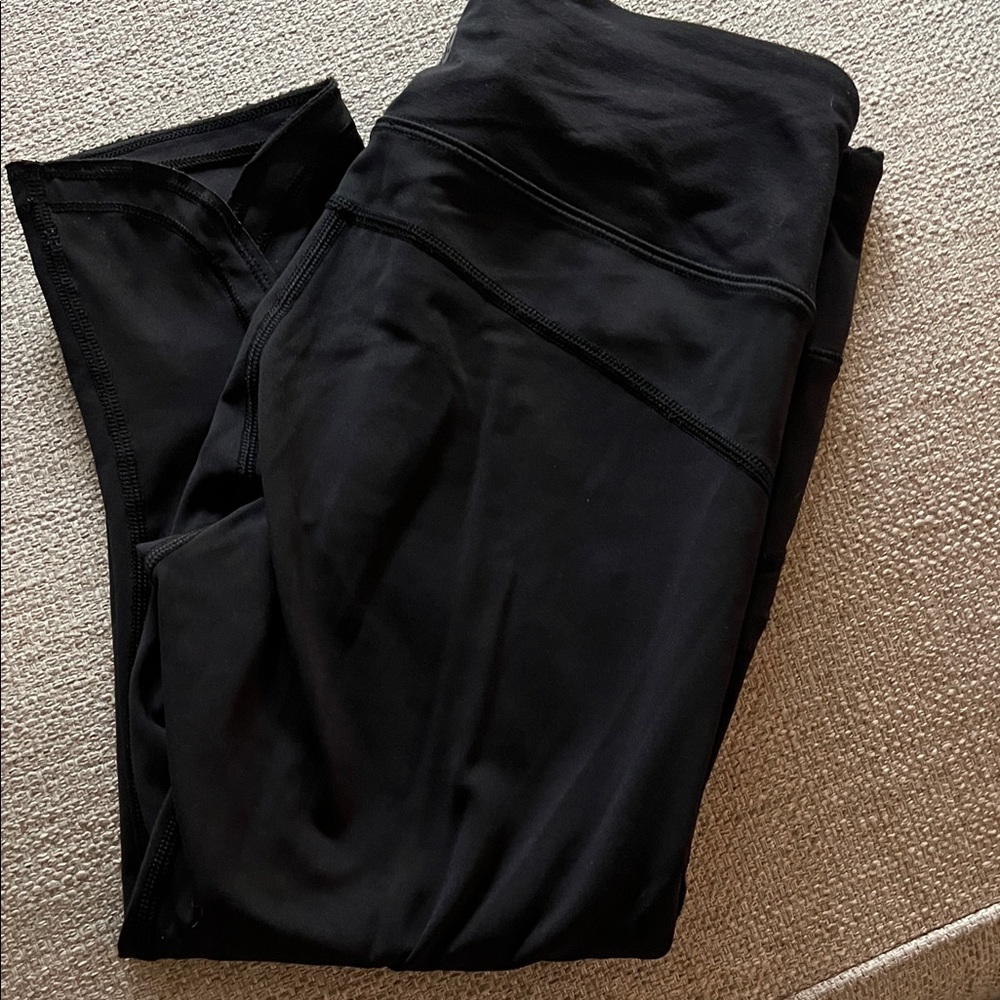 Lululemon Black Leggings Size 2 Cropped